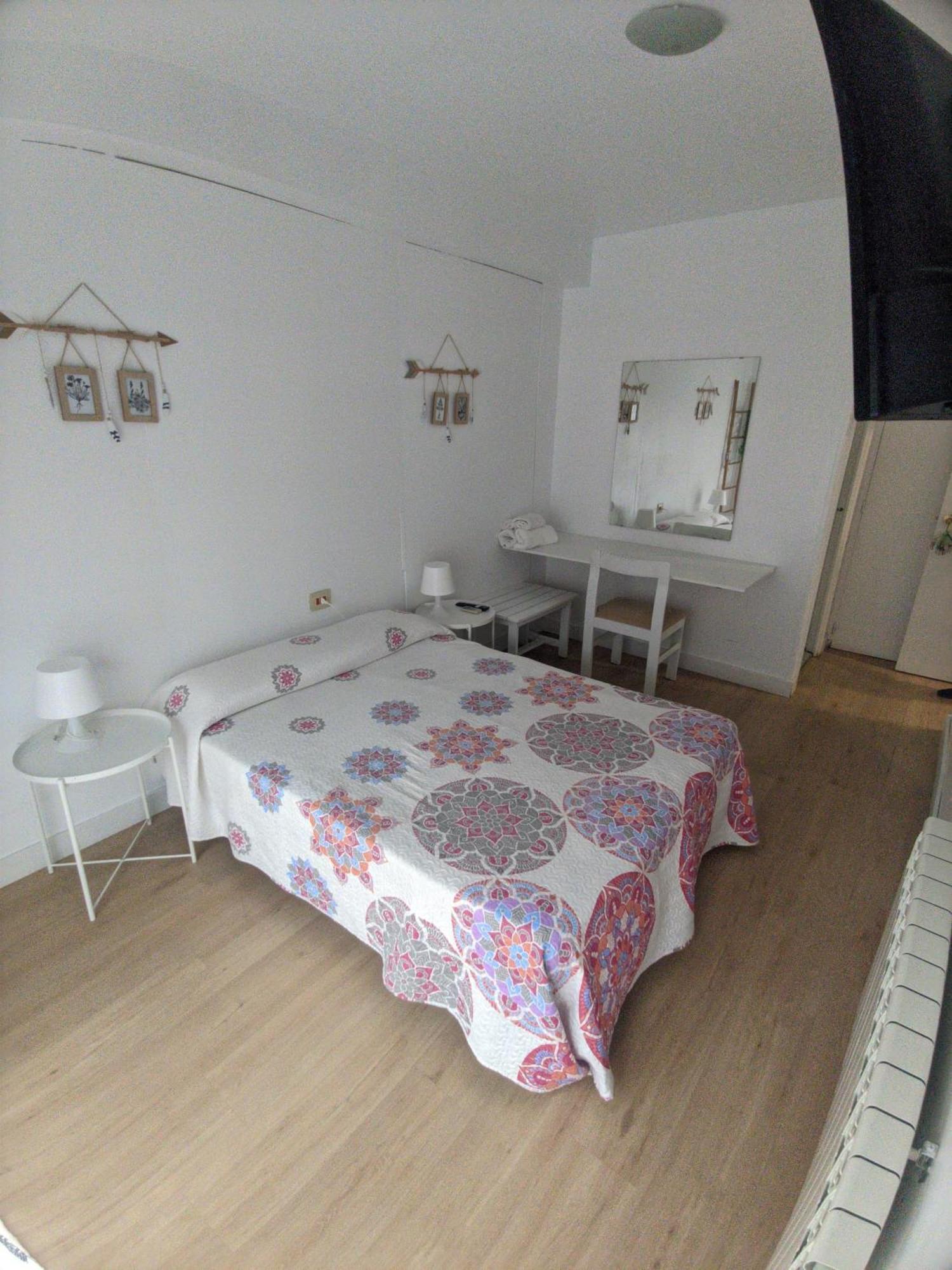Hostal Sol Zamora Buitenkant foto